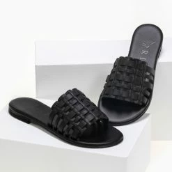 Νέος 🤩 Εκπτωση ⭐ IRIS Σανδάλια δερμάτινα με πλεκτή φάσα - Μαύρο ⭐ 😍