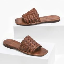 Προώθηση ✨ Πολύ καλή προσφορά 🛒 IRIS Σανδάλια δερμάτινα με πλεκτή φάσα - Καφέ 👍 🎁