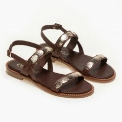 Προώθηση 🛒 Προϋπολογισμός 🤩 Πέδιλα δερμάτινα Estil με μεταλλικά στοιχεία - Καφέ 🌟 😉