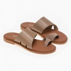 Φτηνός 👏 Το φθηνότερο 🔥 The Fashion Project Σανδάλια Estil δερμάτινα με λοξή φάσα - Μπεζ 🎉 😍