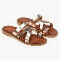 Προϋπολογισμός 🎁 Εξοδος ✨ Σανδάλια Estil δερμάτινα με λουράκια χιαστί - Χαλκός 💯 😀