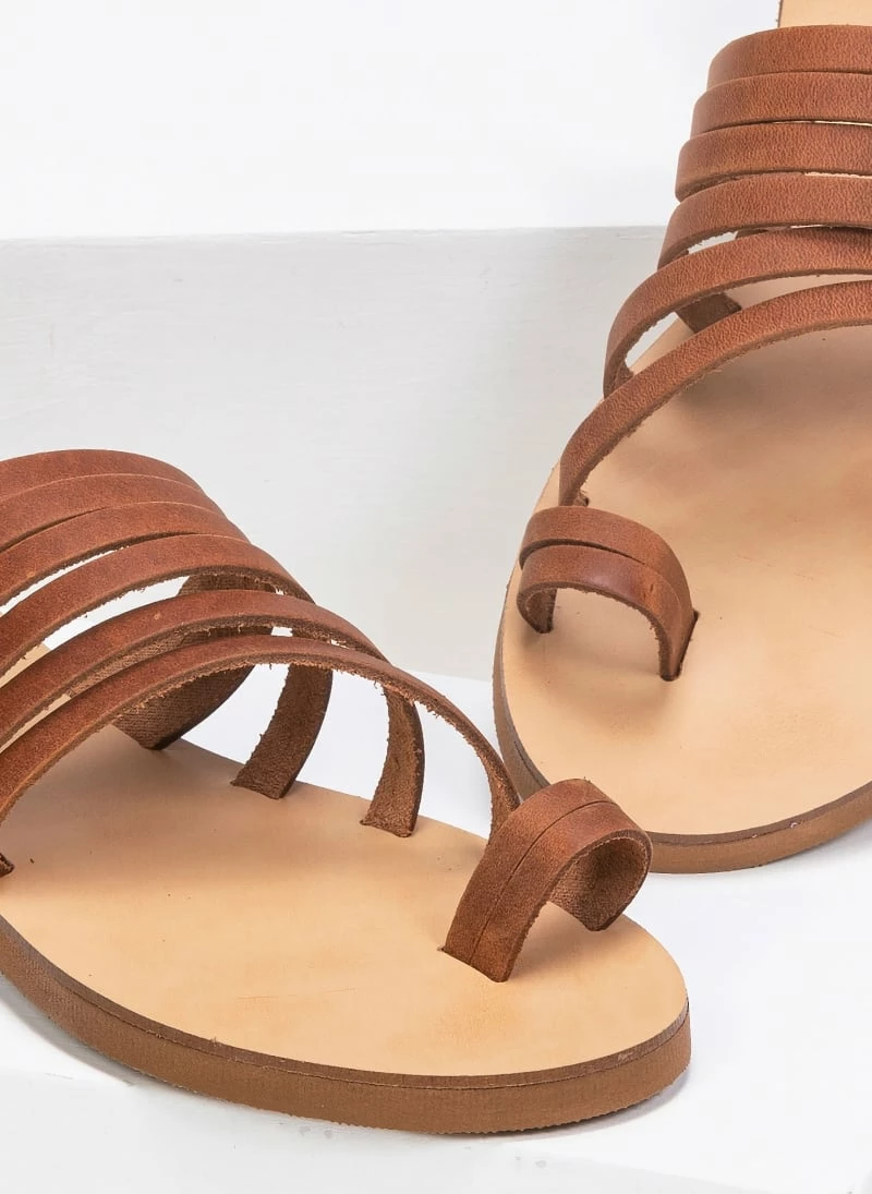 Συμφωνίες 🥰 Προώθηση 😉 Δερμάτινα σανδάλια Estil με πολλά λουράκια - Ταμπά 🎉 ✨ - Image 2