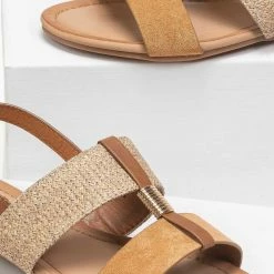 Εξοδος 💯 Ολοκαίνουργιο 🎉 The Fashion Project Πέδιλα φλατ με ψάθινη φάσα - Κάμελ 🌟 😍