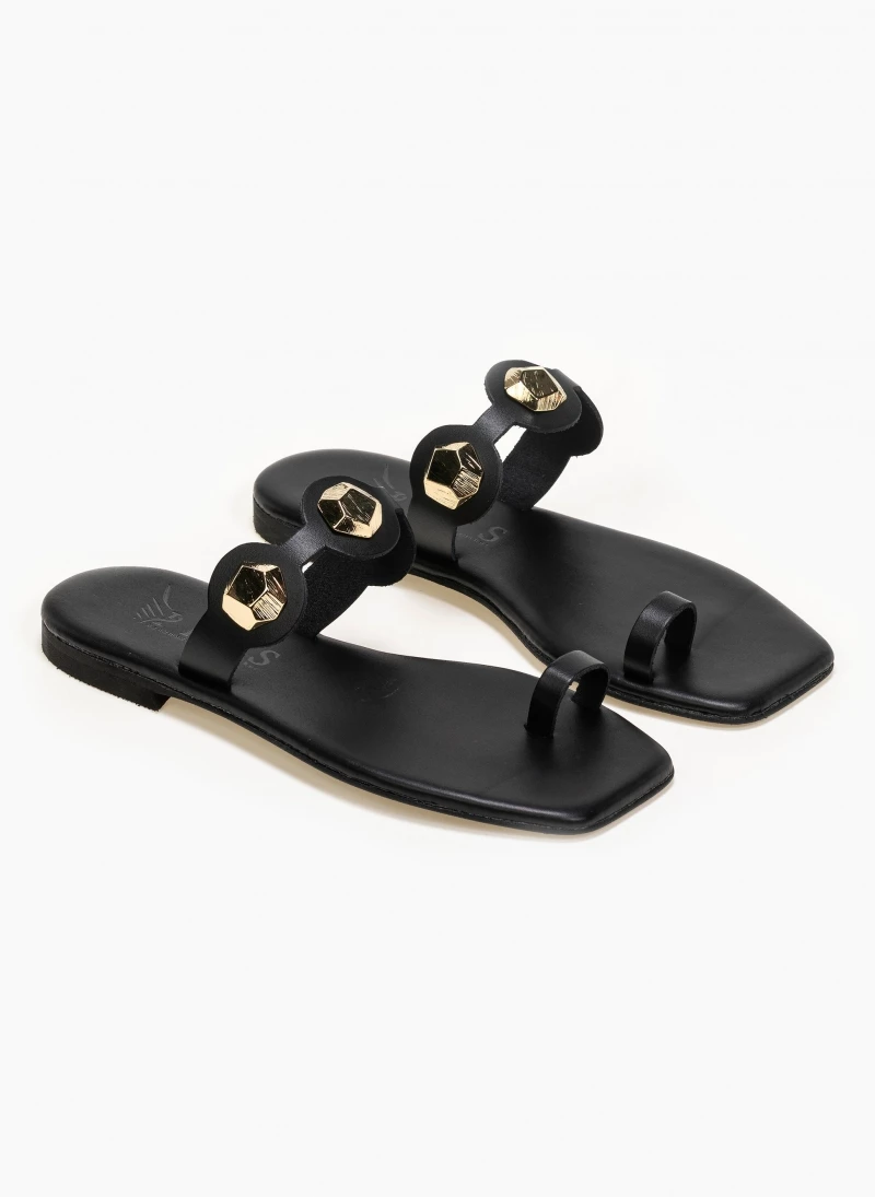 Τοπ 10 🎉 Best Pirce 😍 IRIS Σανδάλια δερμάτινα καρέ με πολύγωνο μεταλλικό στοιχείο - Μαύρο 😉 ❤️ - Image 3