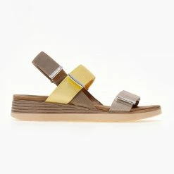 Αγορά 💯 Flash Sale 💯 Xti Footwear Πέδιλα Sporty με υφασμάτινες φάσες Xti 45287 - Κίτρινο 👏 😍