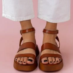 Best Pirce 👍 Η καλύτερη συμφωνία 🎉 Σανδάλια δερμάτινα TFP με φάσες - Ταμπά 🎁 🧨