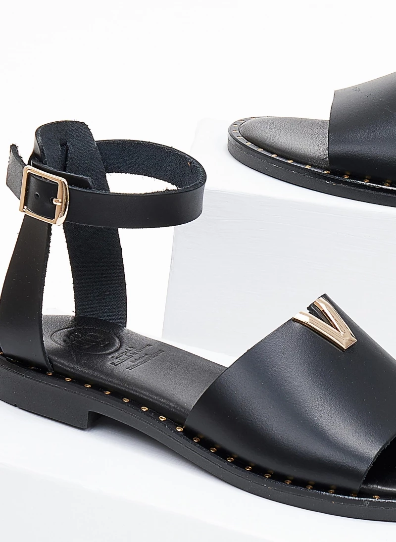 Ολοκαίνουργιο ⭐ Flash Sale ⌛ Σανδάλια δερμάτινα TFP με χρυσή λεπτομέρεια - Μαύρο 👏 🔔 - Image 2