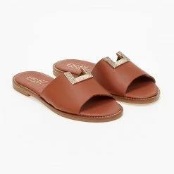 Best Pirce 🧨 Πολύ καλή προσφορά 💯 Σανδάλια Estil δερμάτινα με μεταλλική αγκράφα - Ταμπά 🤩 ✨